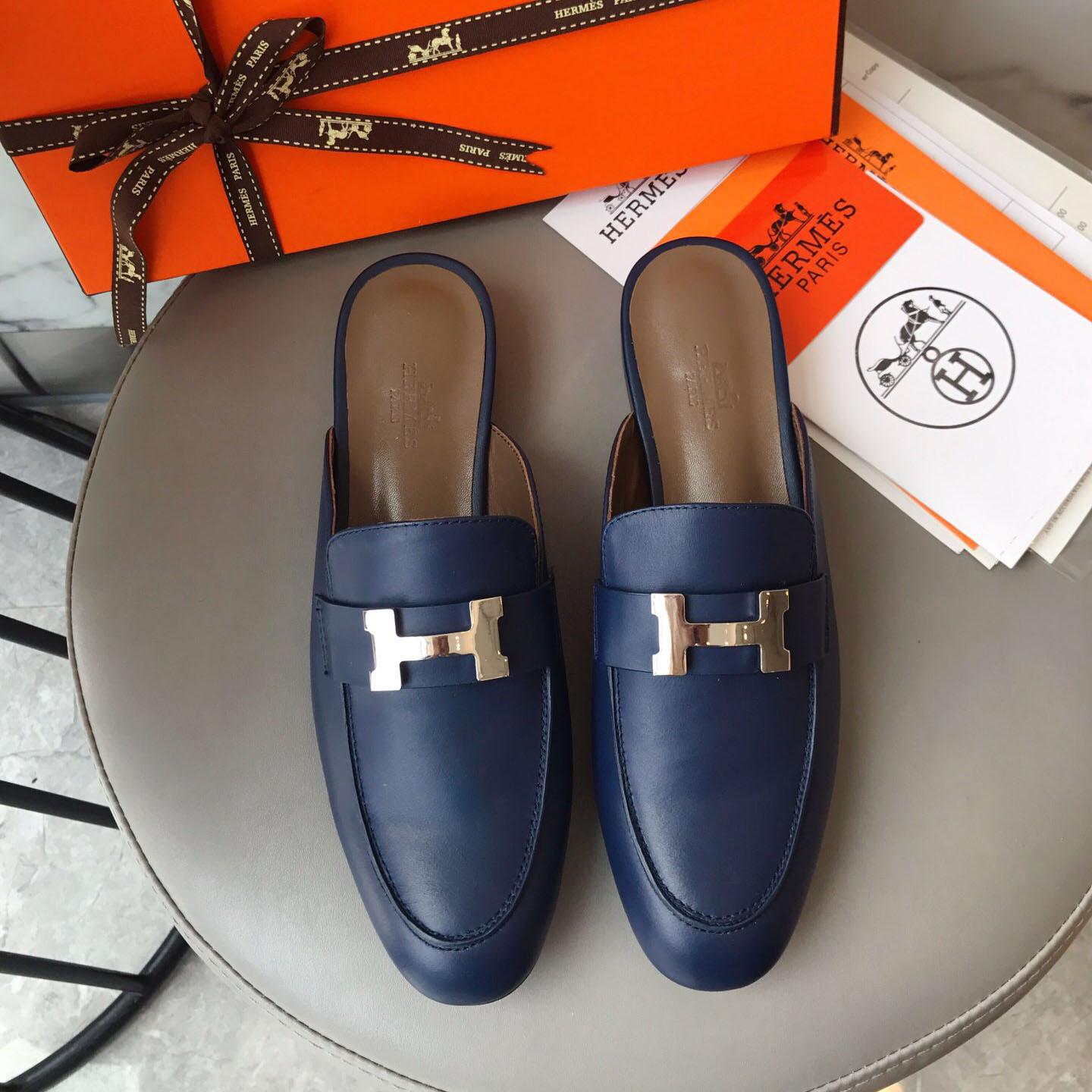 HERMES 에르메스 트로카데로 뮬 네이비 H201083Z 04360