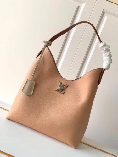 LOUIS VUITTON 루이비통 락미 호보 M44330