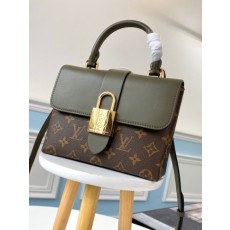 LOUIS VUITTON 루이비통 모노그램 록키 BB M44797