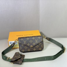 LOUIS VUITTON 루이비통 펠리시 스트랩 & 고