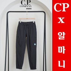 씨피컴퍼니 x 아르마니 협업 남성 조거팬츠